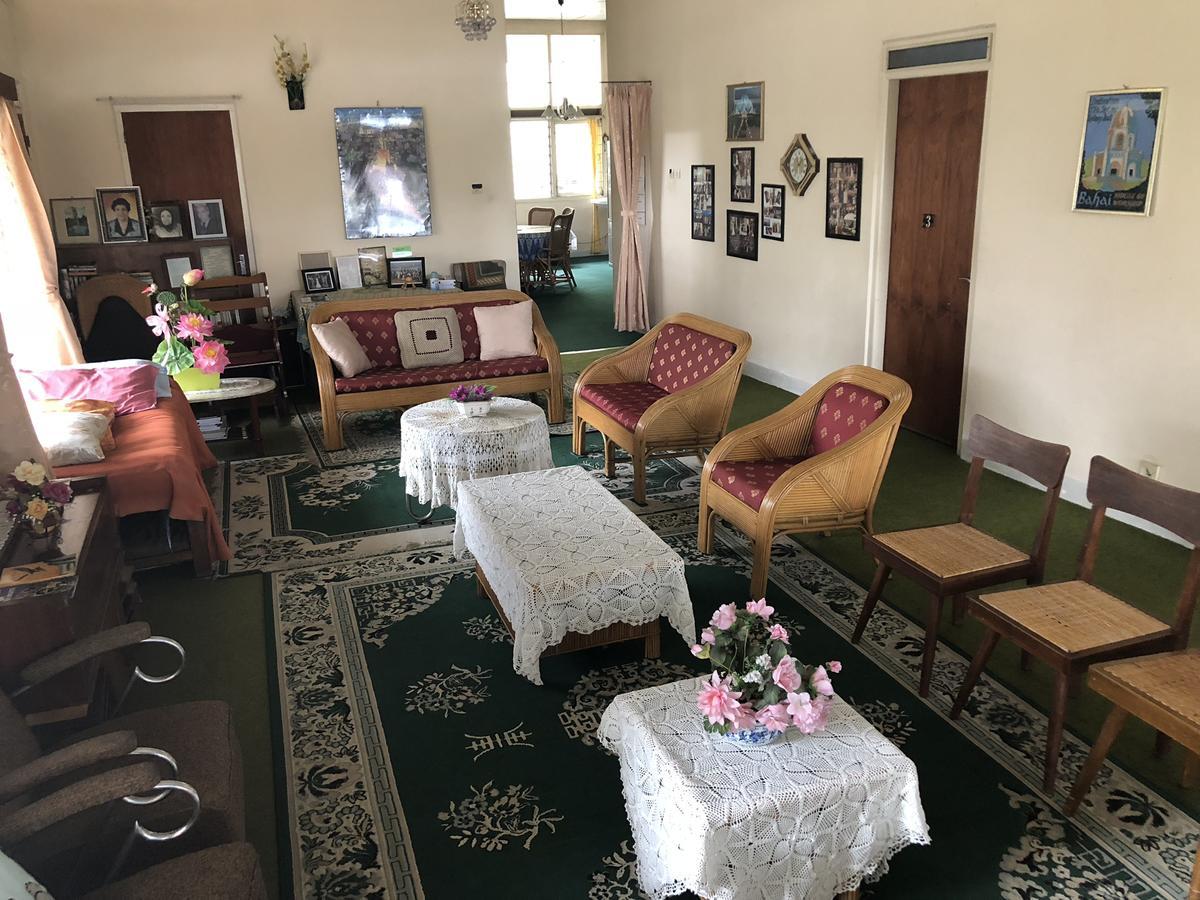 Astani Family Home Букиттинги Экстерьер фото